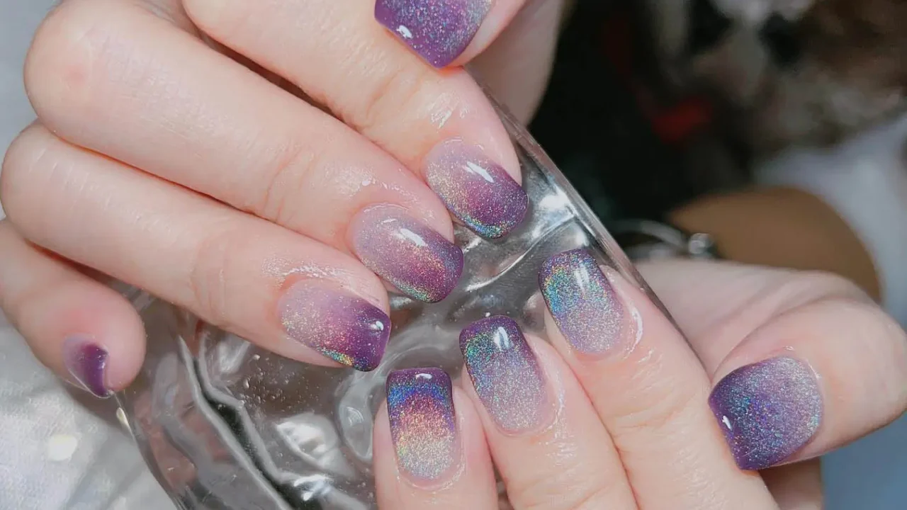 Ombre Fingernails: The Art of Gradient Elegance in Modern Nail Fashion